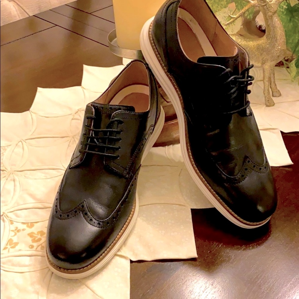 MENS COLE HAAN SIZE 11 US OXFORD STYLE SNEAKERS
